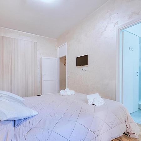 Leone Vatican House Rome Bagian luar foto